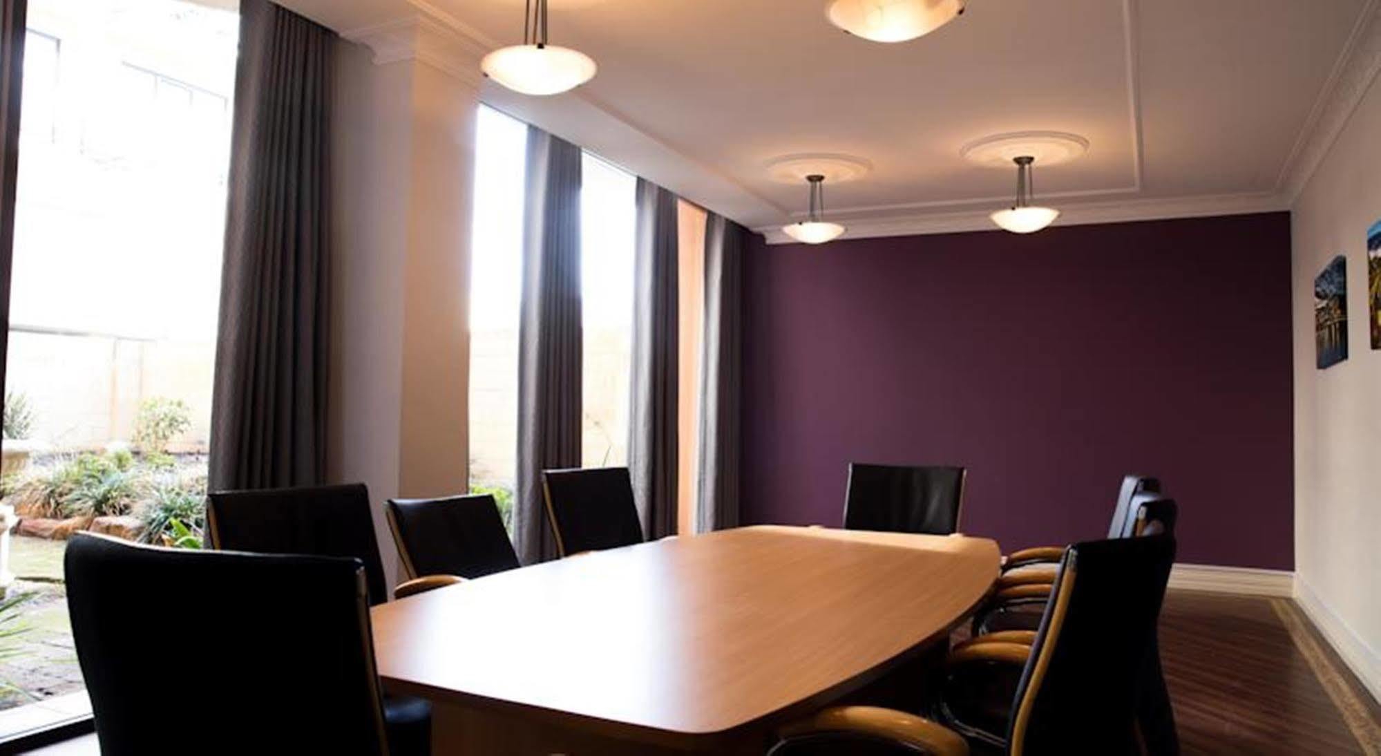 Regal Apartments Перт Екстер'єр фото