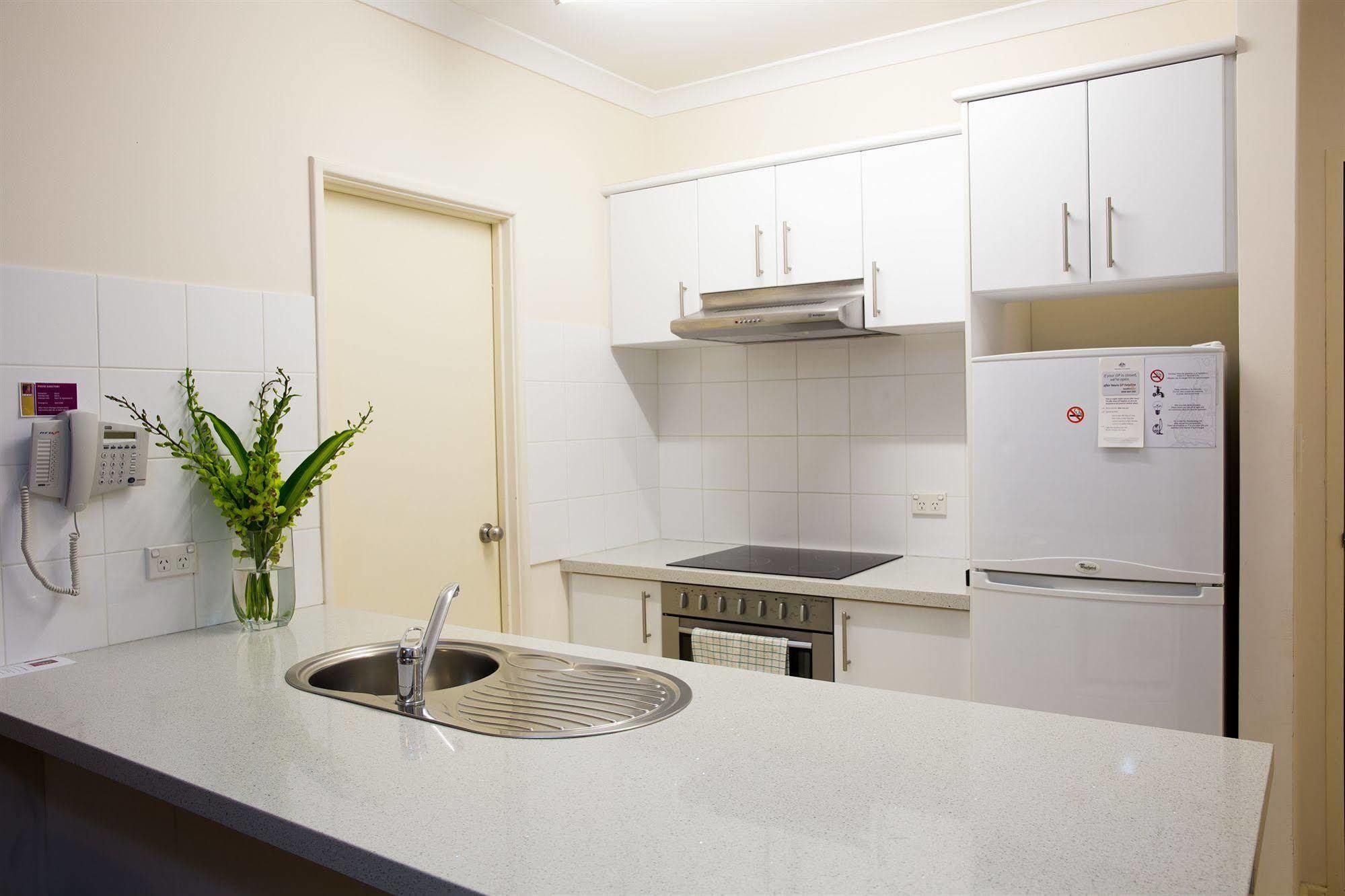 Regal Apartments Перт Екстер'єр фото